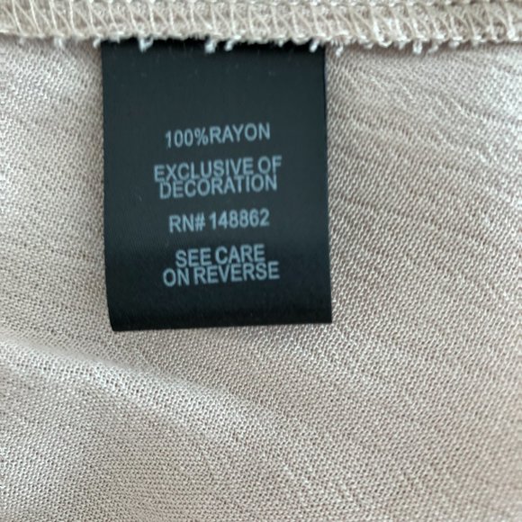 Torrid Blush Sleeveless Top - Picture 6 of 7